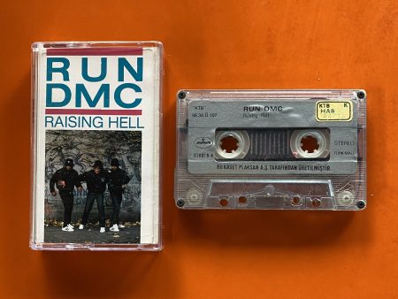 Run-DMC   Raising Hell, Kaset Discount