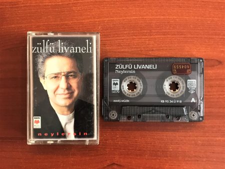 Zülfü Livaneli   Neylersin, Kaset Discount